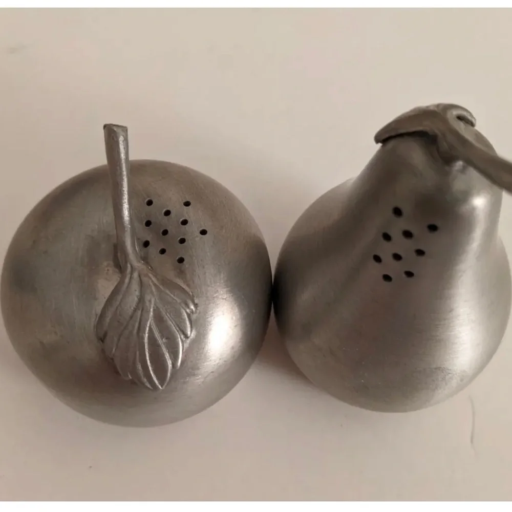 Vintage Web Pewter Salt and pepper shakers! - Picture 2 of 3